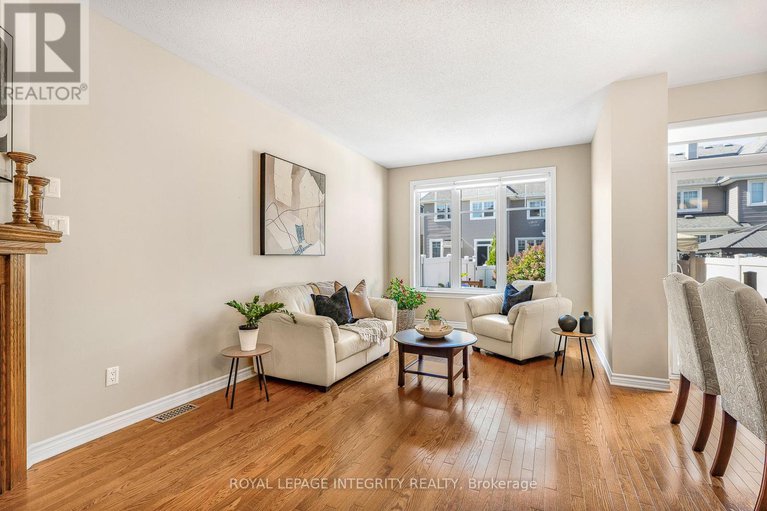 28931410/532-rochefort-circle/avalon-west/ottawa/ontario/K4A0M8_15