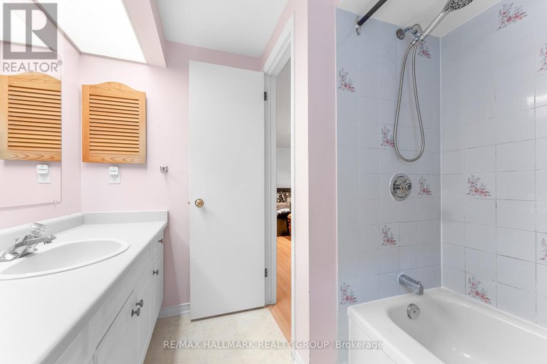 28798161/59-shearer-crescent/katimavik/ottawa/ontario/K2L3N3_29