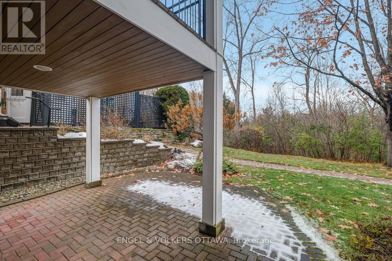 29162834/25-bittern-court/rockcliffe/ottawa/ontario/K1L8K9_39