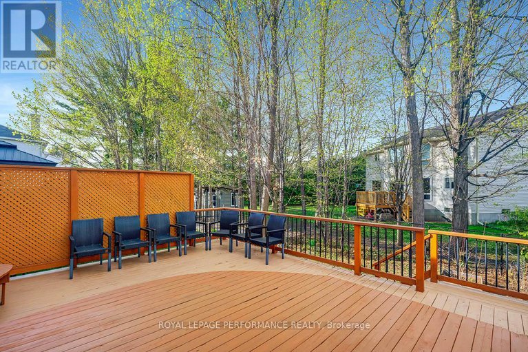 28592110/56-ipswich-terrace/morgans-grantsouth-march/ottawa/ontario/K2K2R3_27
