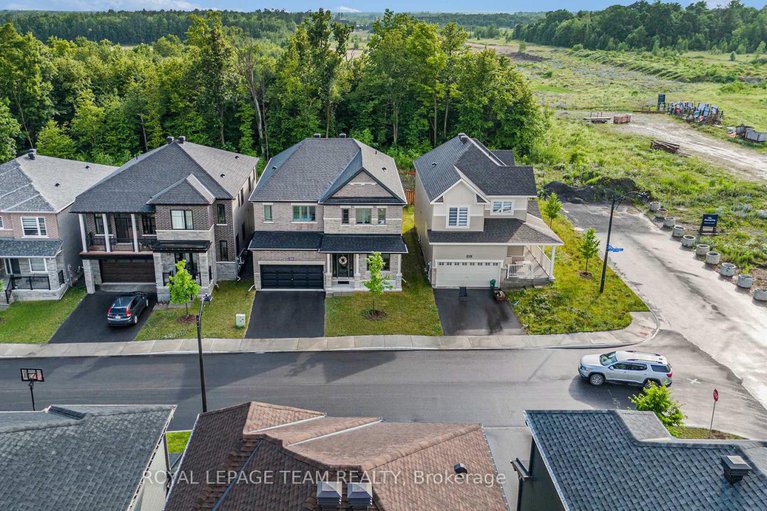 28520739/189-lynn-coulter-street/half-moon-bay/ottawa/ontario/K2J7B9_34