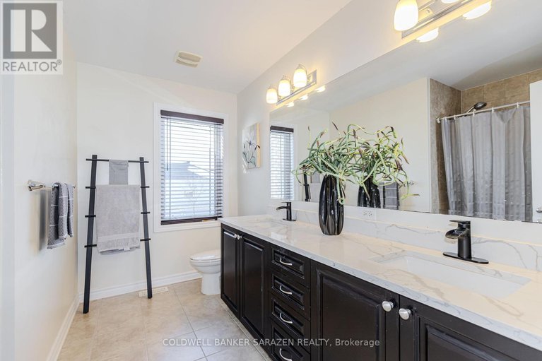 29433002/122-springton-crescent/strandherd/ottawa/ontario/K2J0V9_46