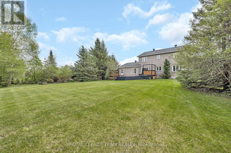 28330707/6891-twin-lakes-avenue/greely/ottawa/ontario/K4P1P1_41