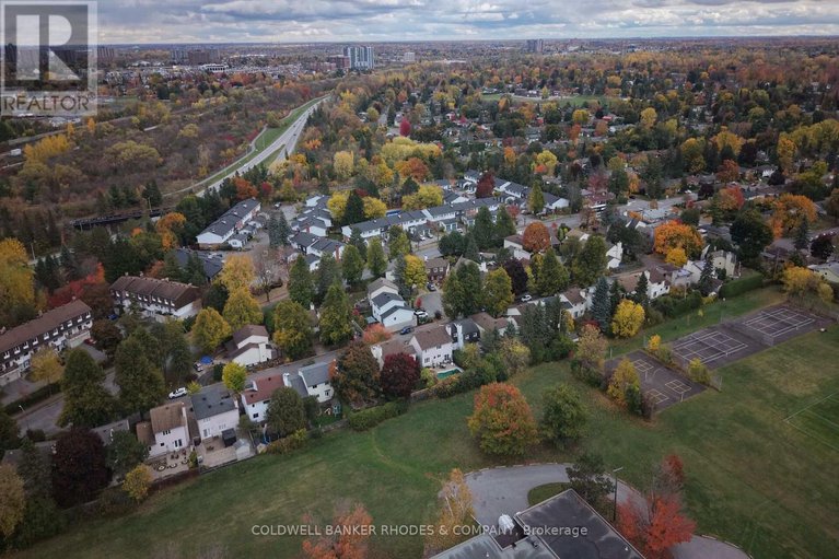 29032585/8-confederation-private/mooneys-bayriverside-park/ottawa/ontario/K1V9W6_47