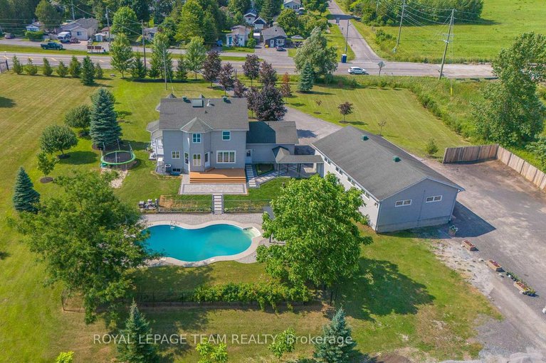 28873033/7474-mitch-owens-road/osgoode-twp-north-of-reg-rd-6/ottawa/ontario/K4P1K9_2