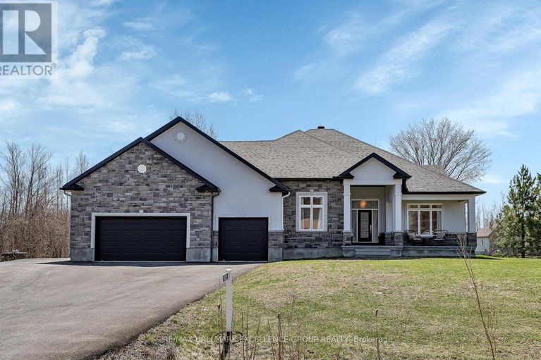 29663853/921-colette-street/clarencerockland-twp/clarence-rockland/ontario/K0A1E0_2