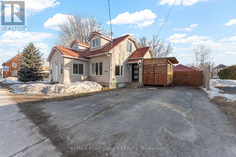 29447130/36-main-street/finch/north-stormont/ontario/K0C1K0_1