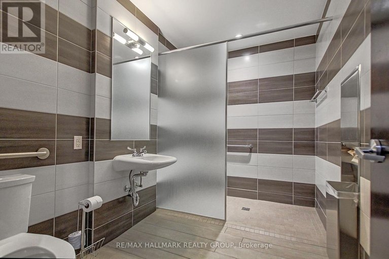 29476835/103-360-patricia-avenue/westboro-south/ottawa/ontario/K1Z0A8_31