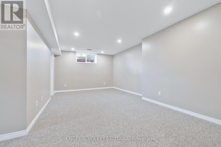 29096516/26-carleton-cathcart-street/stittsville-south/ottawa/ontario/K2S1M7_37