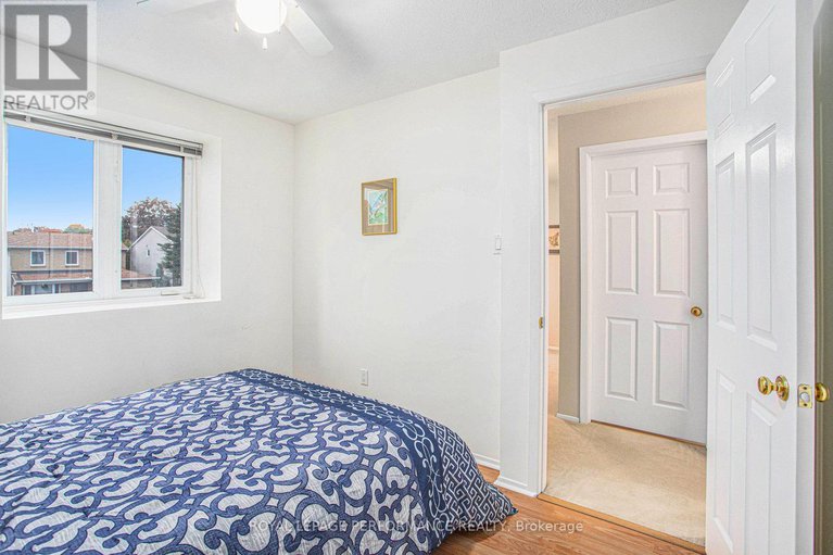 29023034/6097-forestglen-crescent/chapel-hill/ottawa/ontario/K1C5N9_25
