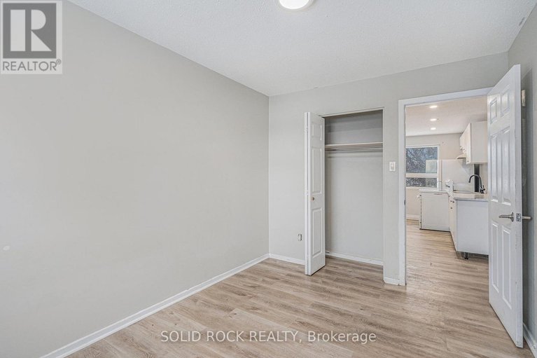 28367729/1432-leigh-crescent/carson-grove/ottawa/ontario/K1J8E4_25