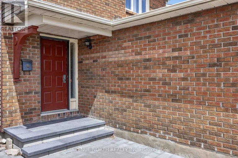 29654519/365-lefebvre-way/bilberry-creekqueenswood-heights/ottawa/ontario/K1E2W5_4