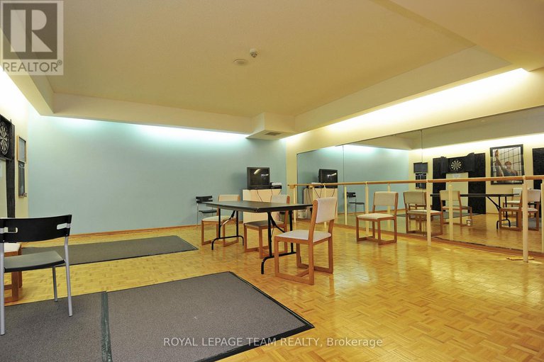 28168733/505-2759-carousel-crescent/emerald-woodssawmill-creek/ottawa/ontario/K1T2N5_41