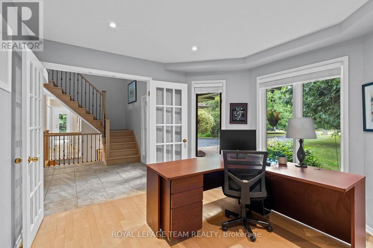 28734411/10-weldale-drive/rural-kanata-central/ottawa/ontario/K2W1A9_9