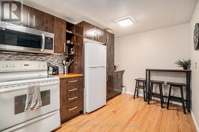 29031091/68-1045-morrison-drive/redwood-park/ottawa/ontario/K2H7L2_7