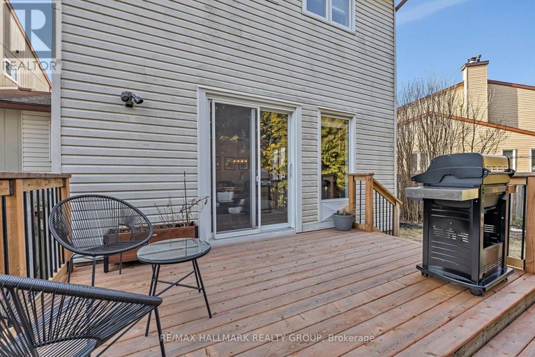 29586664/1059-avignon-court/orleans-wood/ottawa/ontario/K1C2N4_38