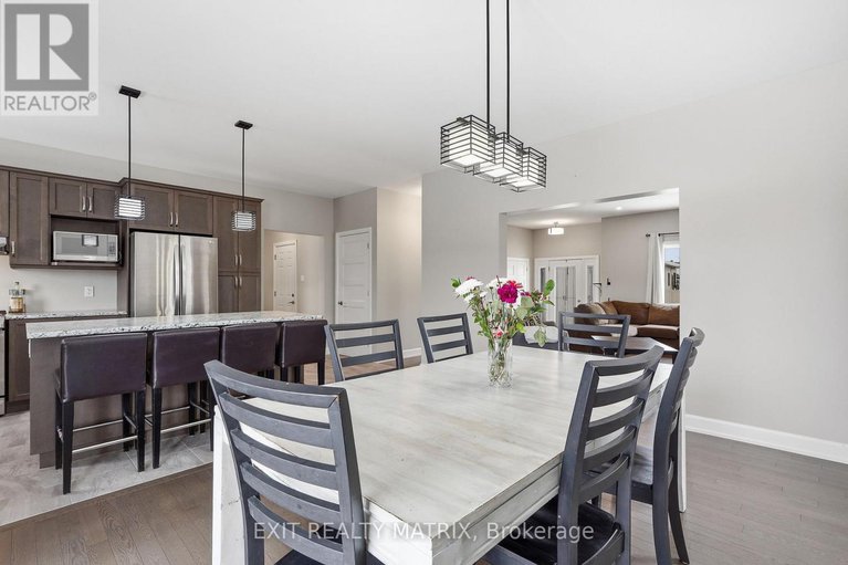 29394255/149-lyon-street/embrun/russell/ontario/K0A1W0_11