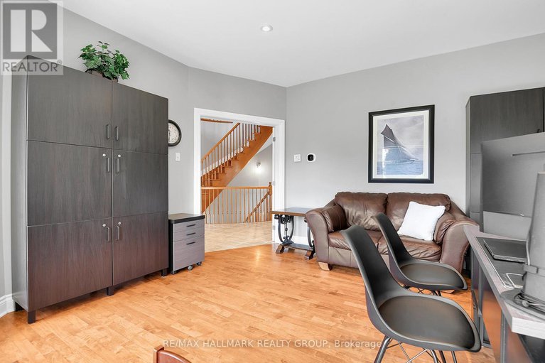 28707518/1705-silver-bark-avenue/orleanssunridge/ottawa/ontario/K1C7A9_6