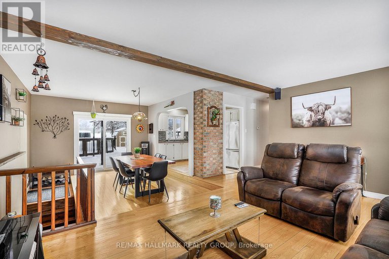 29297788/2431-bay-road/champlain-twp/champlain/ontario/K0B1K0_9