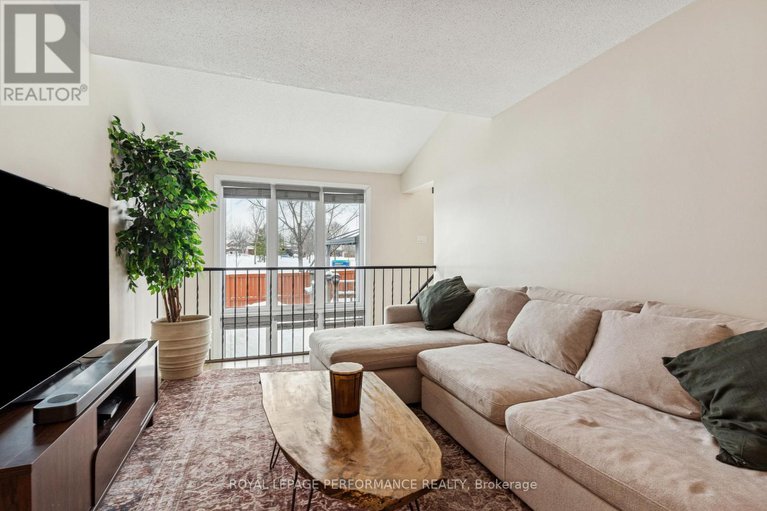 29354265/172-claiborne-way/queenswood-heights-south/ottawa/ontario/K1E3V1_18