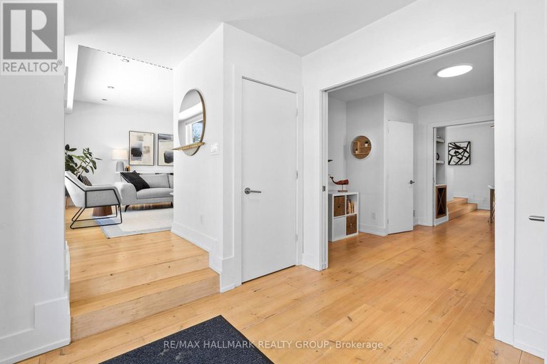 29416129/330-winona-avenue/westboro-south/ottawa/ontario/K1Z5H4_4