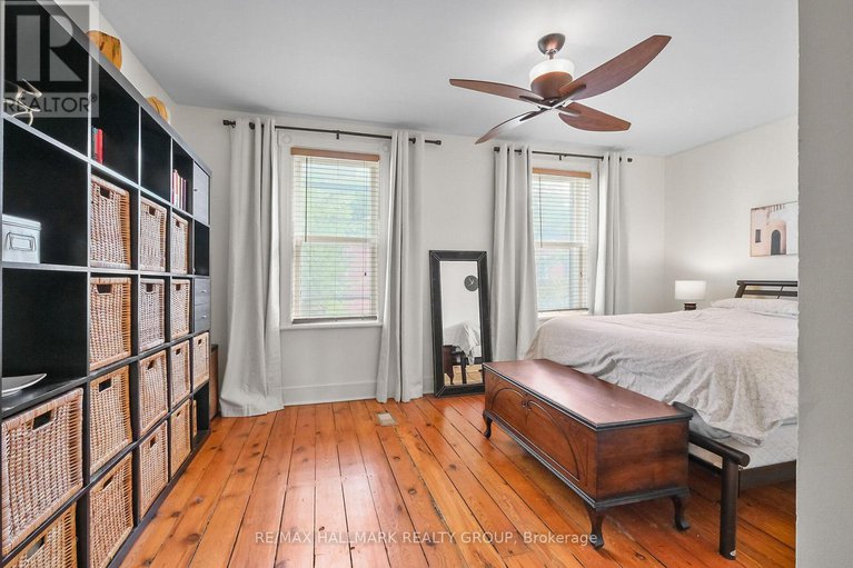 28774423/230-booth-street/west-centre-town/ottawa/ontario/K1R7J6_36