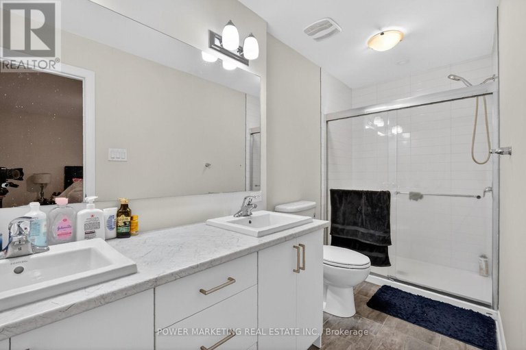 29363173/528-enclave-lane/town-of-rockland/clarence-rockland/ontario/K4K0M8_31