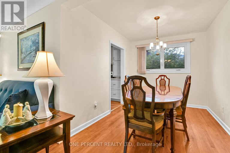 28647610/1244-joyce-crescent/bel-air-heights/ottawa/ontario/K2C2M9_11