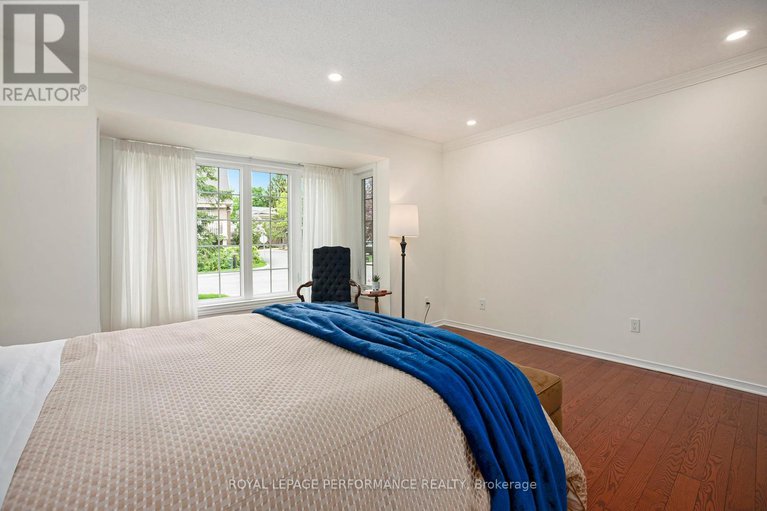 28643500/81-waterford-drive/pineglencountry-place/ottawa/ontario/K2E7V4_30