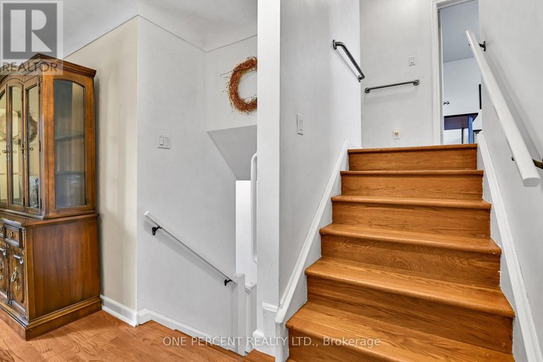 28647610/1244-joyce-crescent/bel-air-heights/ottawa/ontario/K2C2M9_16