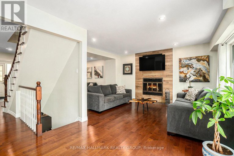 28776814/11-ellisson-way/hunt-club-park/ottawa/ontario/K1G4N9_4