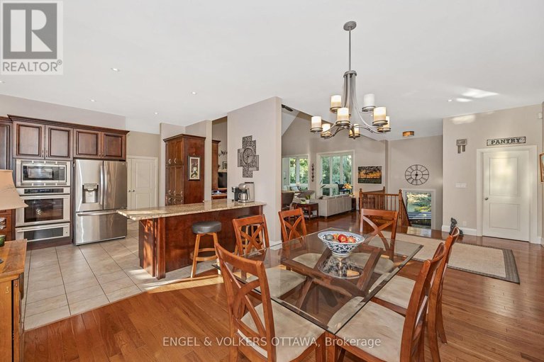 28739995/1836-whitemarsh-crescent/kanata-north-west/ottawa/ontario/K2W1B5_12