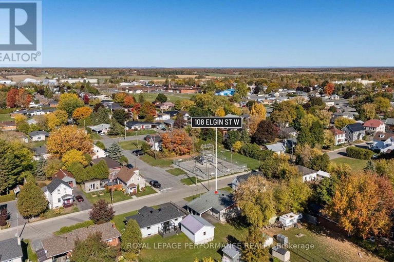 29003462/108-elgin-street-w/alexandria/north-glengarry/ontario/K0C1A0_13