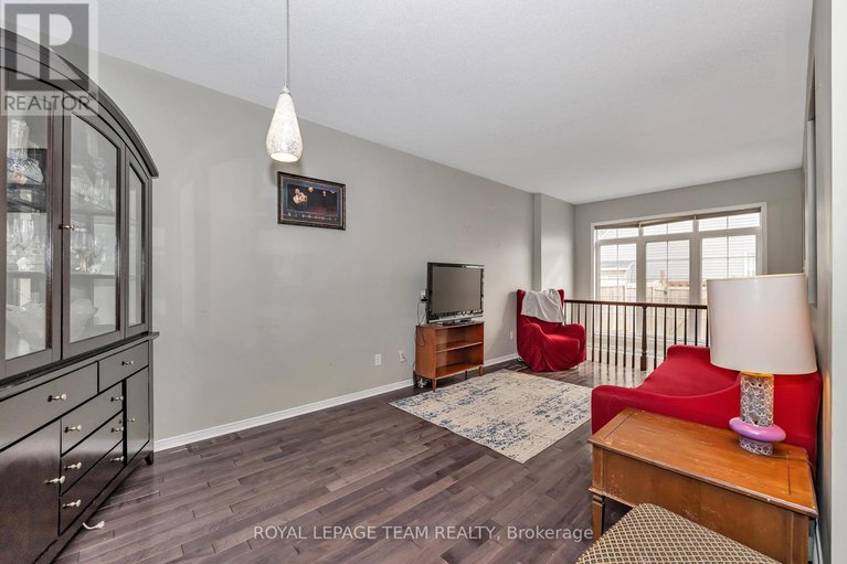 28438755/625-pepperville-crescent/emerald-meadowstrailwest/ottawa/ontario/K2M0E8_12