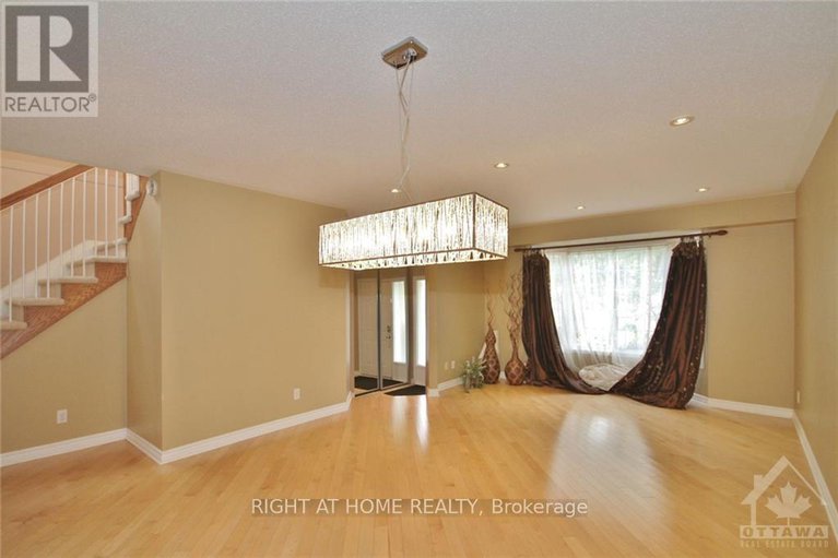 28194266/373-stoneway-drive/barrhaven-east/ottawa/ontario/K2G6G8_4
