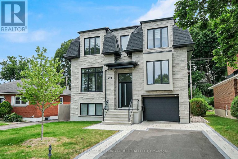 28910753/623-rowanwood-avenue/mckellarhighland/ottawa/ontario/K2A3E3_1