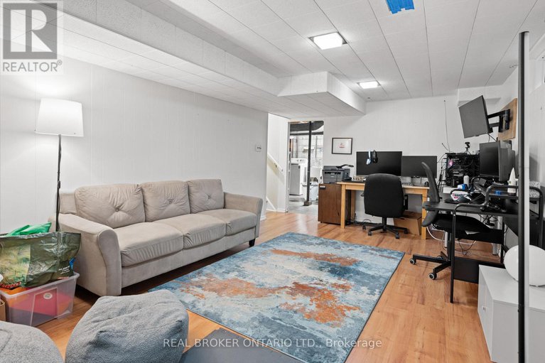 29028526/1229-cobden-road/queensway-terrace-southridgeview/ottawa/ontario/K2C2Z4_24