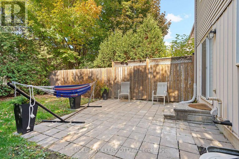 29006192/1540-mimosa-avenue/riverview-park/ottawa/ontario/K1G4C9_36