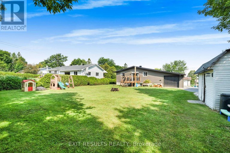 28753768/2250-lapointe-street/clarencerockland-twp/clarence-rockland/ontario/K0A1E0_27