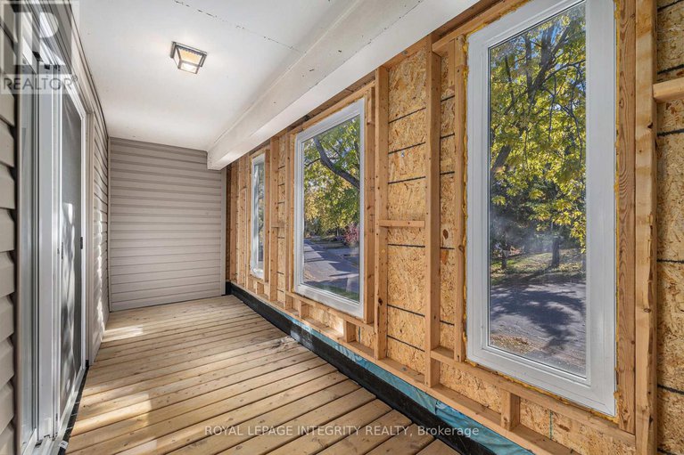 29047086/47-jansen-road/sheahan-estatestrend-village/ottawa/ontario/K2H5W6_27