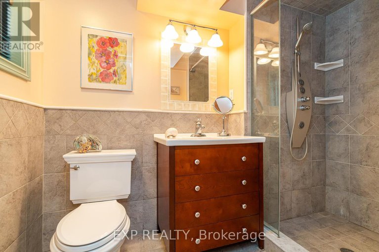 28844874/1828-lorraine-avenue/urbandale-acres/ottawa/ontario/K1H6Z8_33