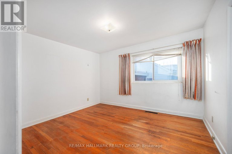 28479703/495-wentworth-avenue/woodroffe/ottawa/ontario/K2B5J9_18