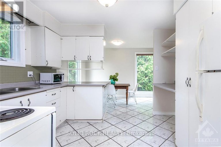 29118674/5140-limebank-road/riverside-southgloucester-glen/ottawa/ontario/K1X1G3_6