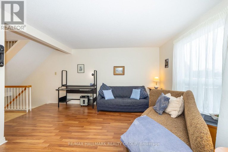 29171549/29-935-cookshire-crescent/fallingbrookridgemount/ottawa/ontario/K4A3K4_12