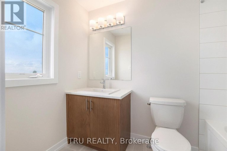 28628636/531-oldenburg-avenue/btwn-franktown-rd-fallowfield-rd/ottawa/ontario/K0A2Z0_20