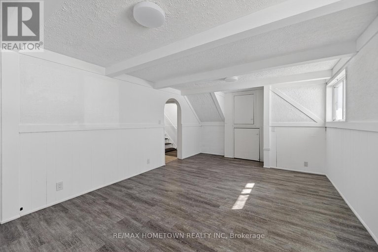 29425907/31-vanier-drive/brockville/brockville/ontario/K6V3J6_29