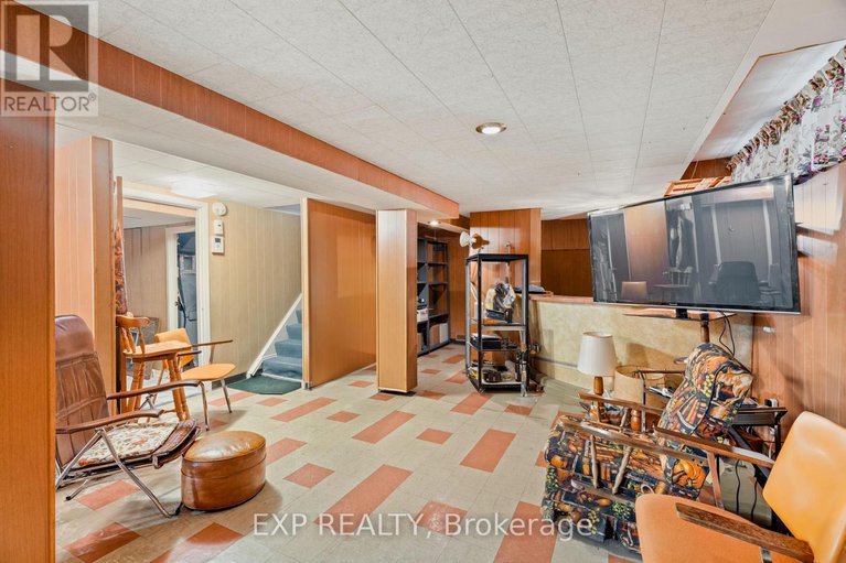 29114115/1233-meadowlands-drive-e/city-viewskylinefisher-heightsparkwood-hills/ottawa/ontario/K2E6K2_33