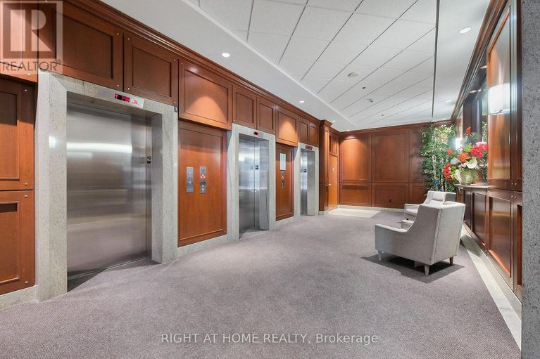 29527059/2302-234-rideau-street/sandy-hill/ottawa/ontario/K1N0A9_5