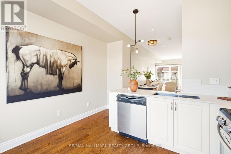 29582619/290-cambridge-street-n/west-centre-town/ottawa/ontario/K1R0B4_23