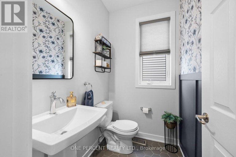 29563341/1002-showman-street/goulbourn-twp-from-franktown-rdsouth-to-rideau/ottawa/ontario/K0A2Z0_4